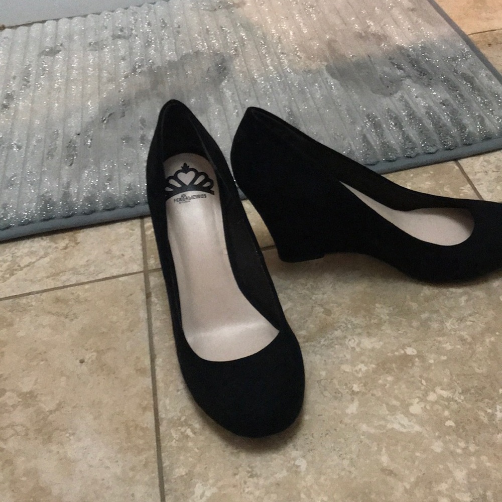 Fergie wedges